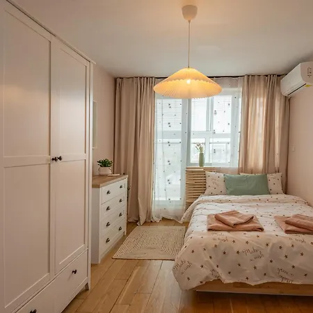 Mall Of - Urbanlux Nidus 2bdr Free Parking *